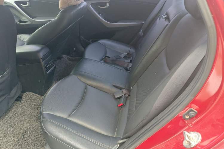 Used Hyundai Elantra 2015 1.6L Automatic Luxury Model