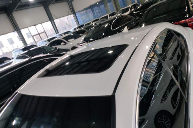 Used Toyota Camry 2021 2.0G Luxury Edition
