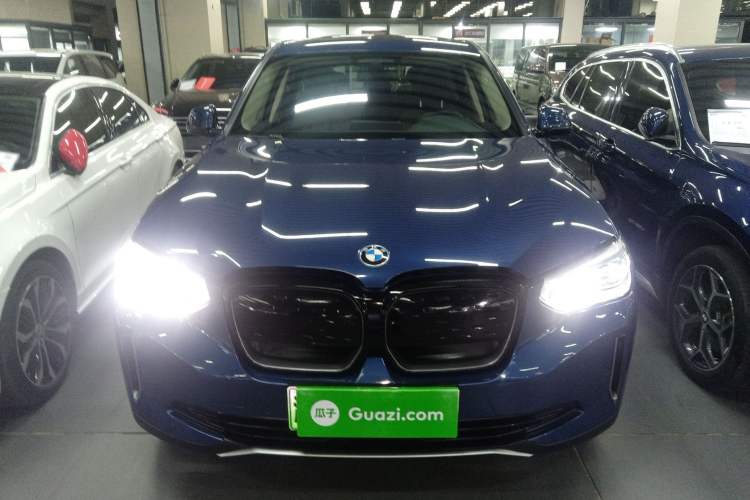 Used BMW iX3 2021 Updated Leading Edition
