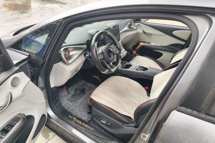 Used BYD Dolphin 2021 405 km Fashion Edition
