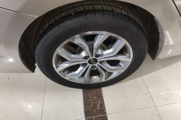 Used Geely Auto Emgrand GT 2016 2.4L Comfort Version
