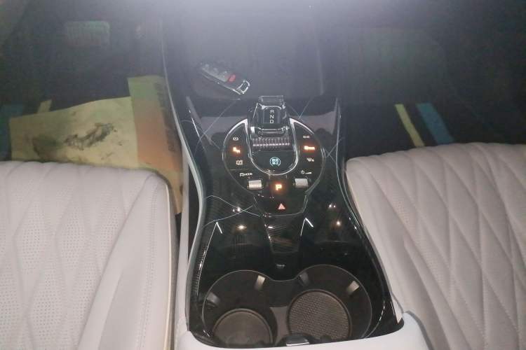 Used BYD Seal 2022 700 km Long-Range Rear-Wheel-Drive Version
