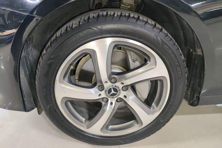 Used Mercedes-Benz E-Class 2018 Restyled E 300 L Sport Luxury Edition
