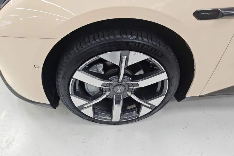 Used XPeng MONA M03 2024 620 with Ultra-Long Range