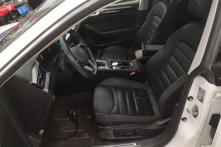 Used Volkswagen FAW-Volkswagen CC 2021 380TSI Striking Edition
