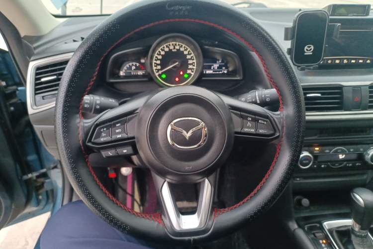 Used Mazda Mazda 3 Axela 2017 Sedan 1.5L Automatic Luxury Model Emission Standard China V