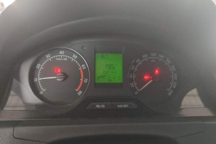 Used Skoda Rapid 2015 1.4L Manual Enjoyment Model