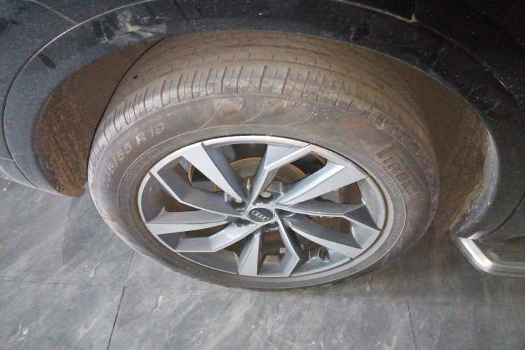 Used Audi Q5L 2023 40T Luxury Dynamic Model
