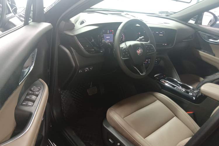 Used Buick Envision 2022 Encore Plus 652T Five-Seat Luxury Model
