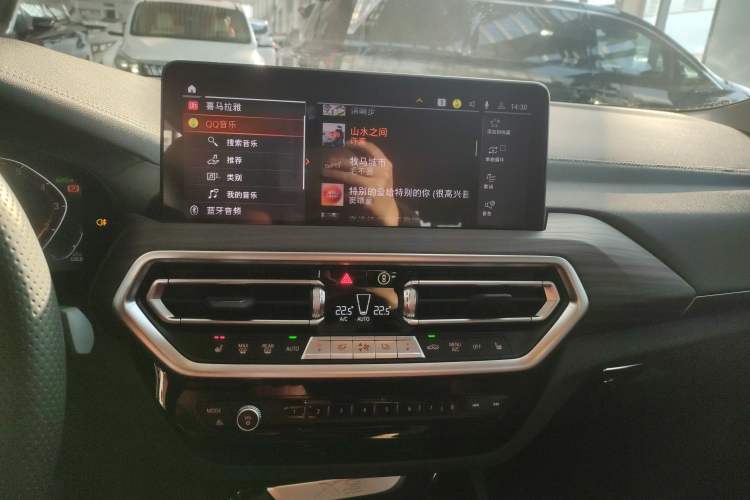 Used BMW X3 2023 Restyled xDrive30i Leading Edition M Night Sky Package
