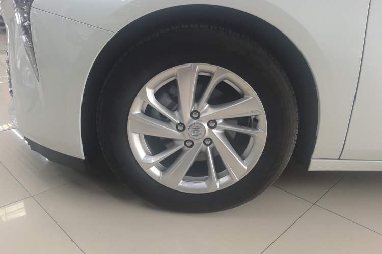 Used Buick LaCrosse 2023 Restyled 25T Cross-Country Edition
