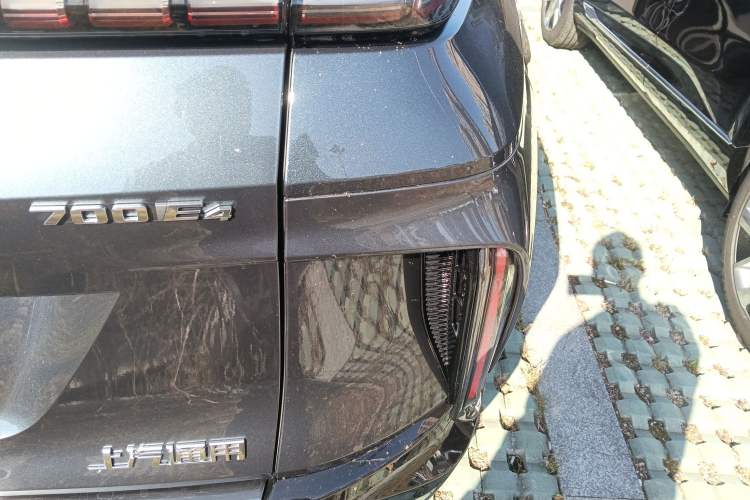 Used Cadillac LYRIQ 2022 Four-Wheel-Drive High-Performance Deluxe Edition
