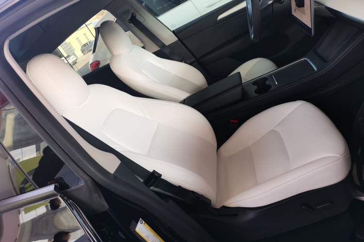 Used Tesla Model Y 2021 Performance High-Performance All-Wheel-Drive Version
