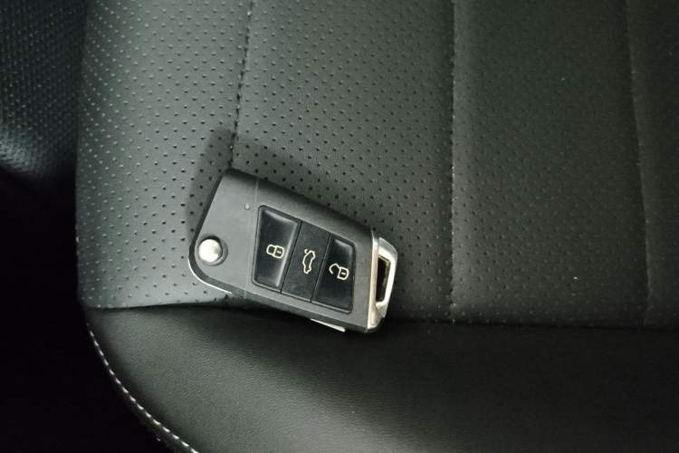 Used Jetta VS5 2022 280TSI Automatic Trendy Pro Version