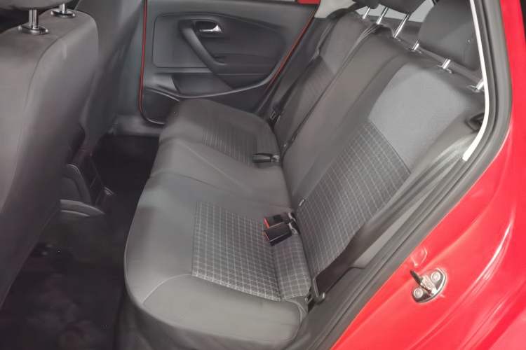 Used Volkswagen Polo 2014 1.6L Automatic Comfort Edition