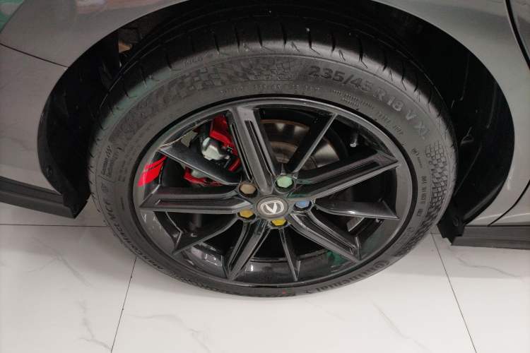 Used Changan UNI-V 2022 1.5T Prestige Version
