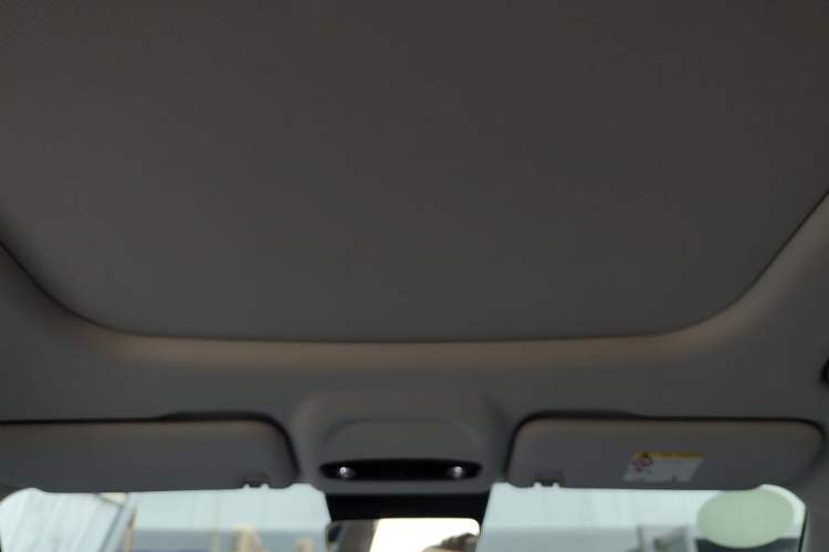 Used  E5 2024 530km Starship Edition
