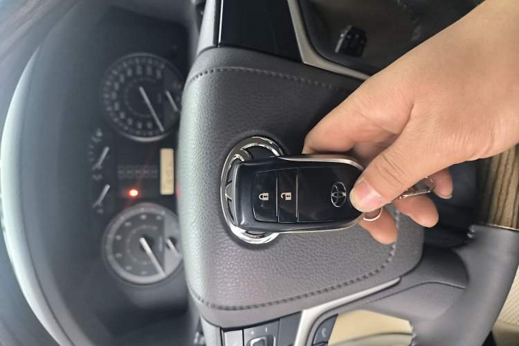 Used Toyota Land Cruiser 2019 4.0L 7-Seater Automatic Transmission Middle East Version
