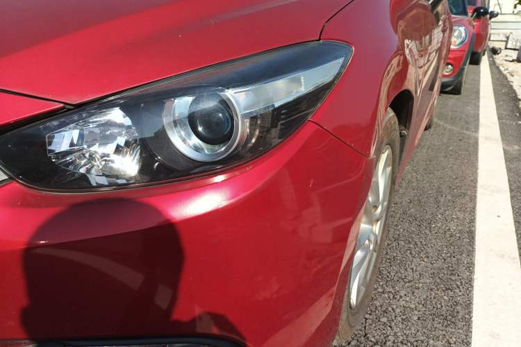 Used Mazda Mazda 3 Axela 2017 Sedan 1.5L Automatic Comfort Model Emission Standard China V
