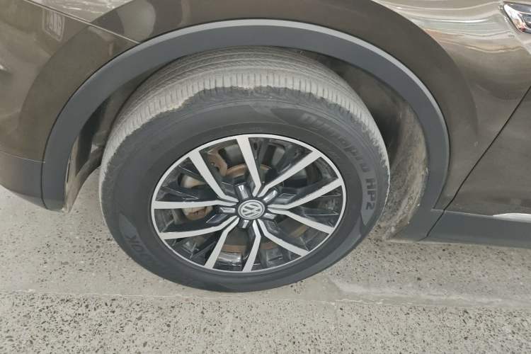 Used Volkswagen Tiguan L 2018 330TSI Automatic Two-Wheel Drive Luxury Edition
