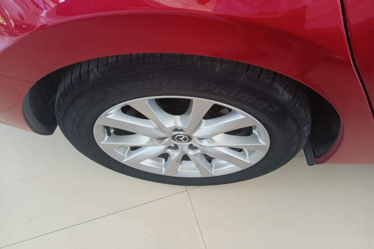 Used Mazda Atenza 2017 2.0L Blue Sky Luxury Edition
