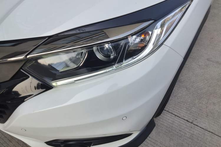 Used Honda Vezel 2020 1.5L CVT Pioneer Edition
