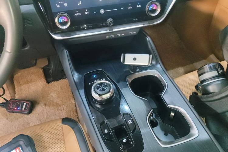 Used Lexus RZ 2023 450e All-Wheel Drive Luxury Edition
