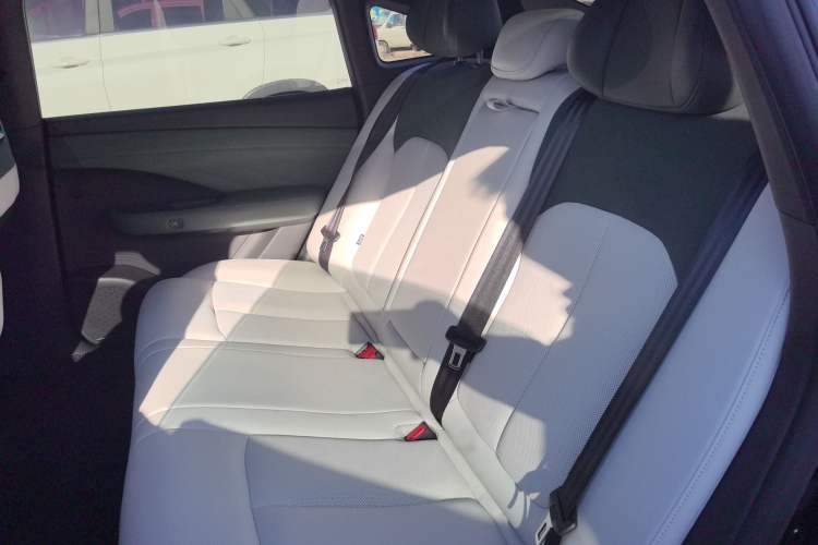 Used Nissan N7 2025 510 Max
