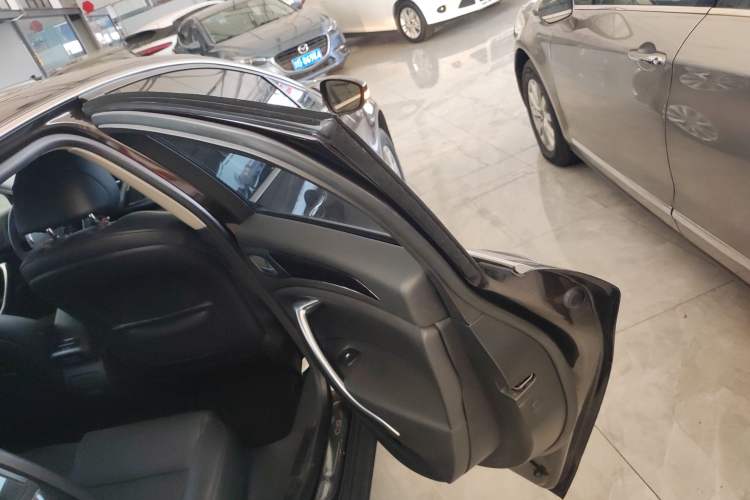 Used Citroen C5 2014 2.0L Automatic Luxury Edition
