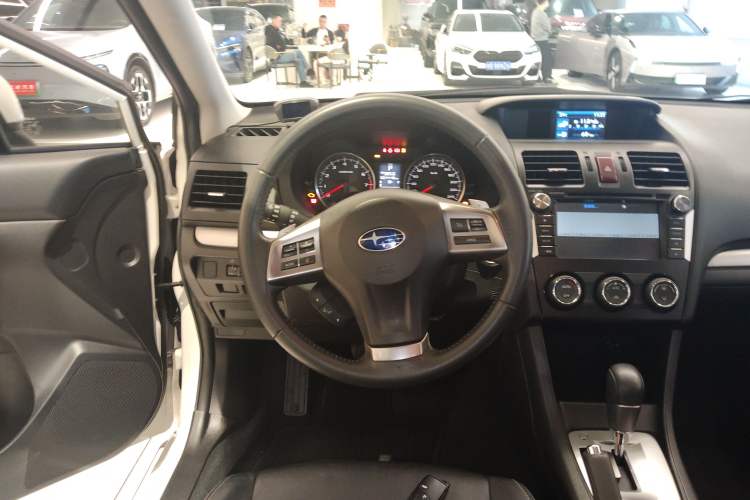 Used Subaru XV 2014 2.0i Luxury Navigation Edition