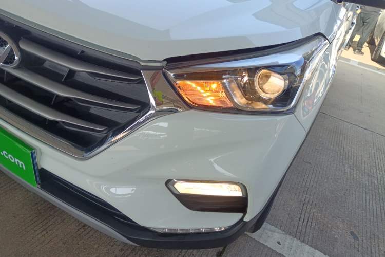 Used Hyundai ix25 2017 1.6L Automatic Smart Version
