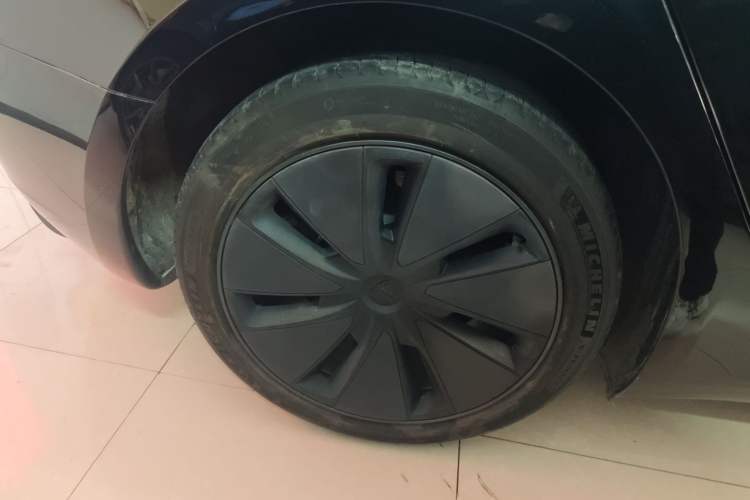 Used Tesla Model 3 2023 Long-Range All-Wheel-Drive Version