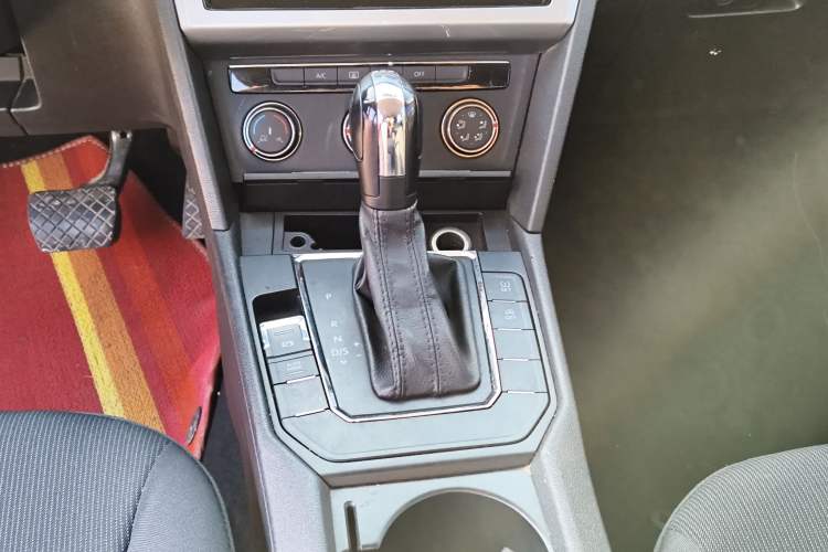 Used Volkswagen Lamando 2017 230TSI DSG Fashion Edition