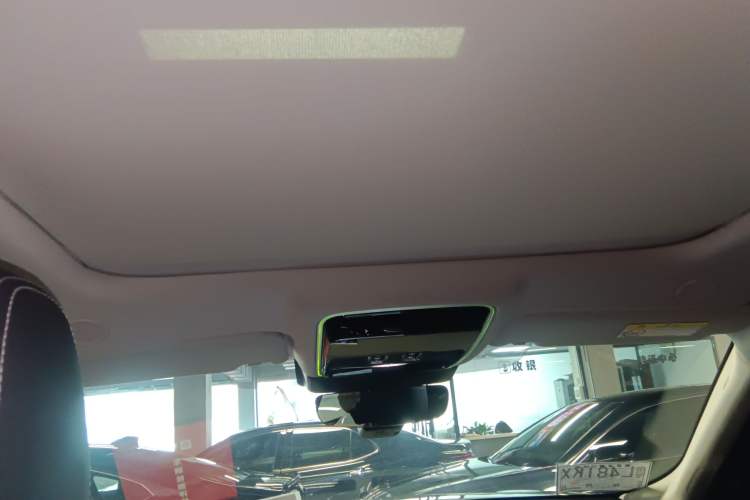 Used Land Rover Range Rover Velar 2021 P250 model