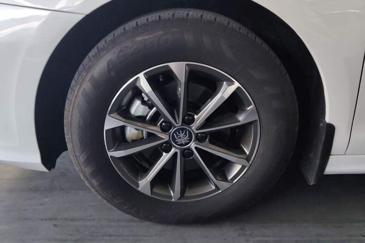 Used BYD Qin PLUS 2023 Champion Edition DM-i 55KM Leading Model
