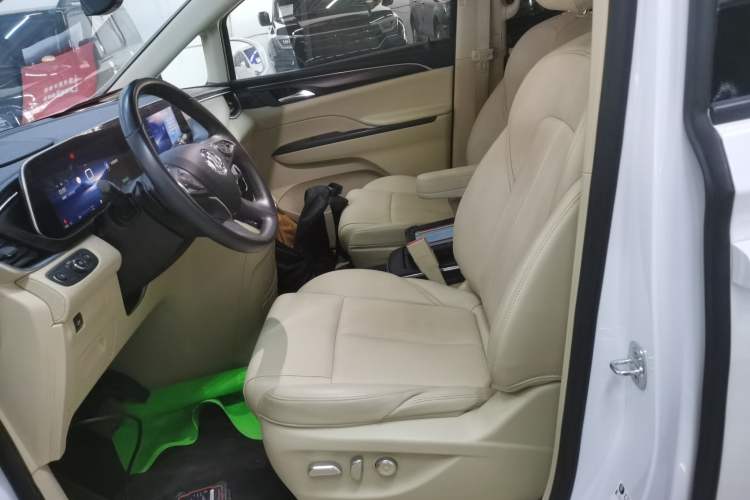 Used Buick GL8 2023 ES Lu Zun Deluxe Model