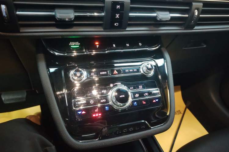 Used Lincoln Corsair 2022 2.0T Two-Wheel Drive Luxury Edition