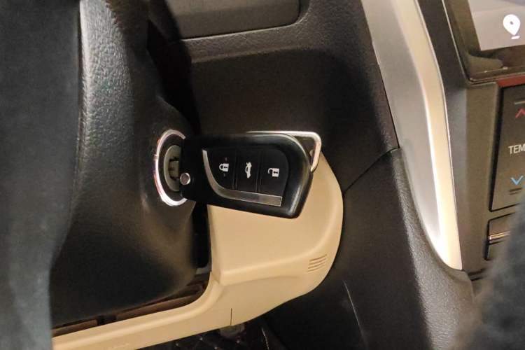 Used Toyota Camry 2016 2.0E 10th Anniversary Elite Edition