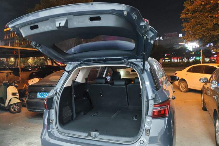 Used BYD Song MAX 2021 Upgraded Model 1.5T Automatic Luxury 7-Seater