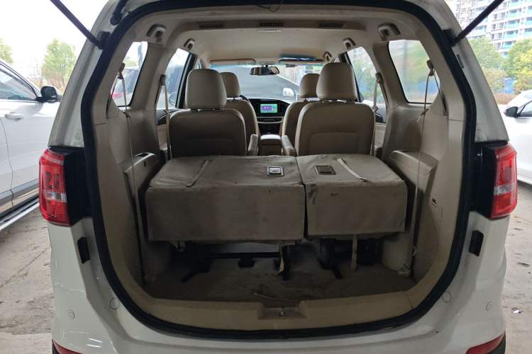 Used Baojun 730 2016 1.5L Manual Comfort Version 7 Seats China V Emission Standard
