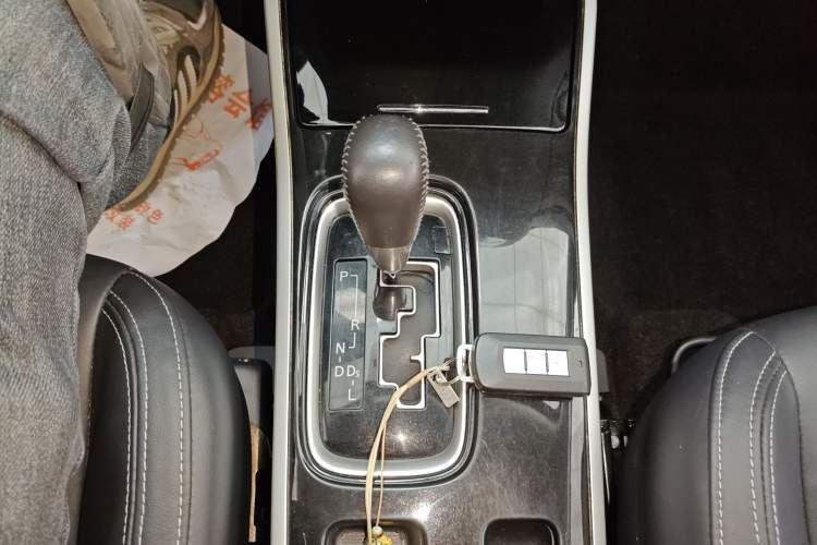 Used Mitsubishi Outlander 2020 2.0L Two-Wheel Drive Enjoyment Version 5 Seats