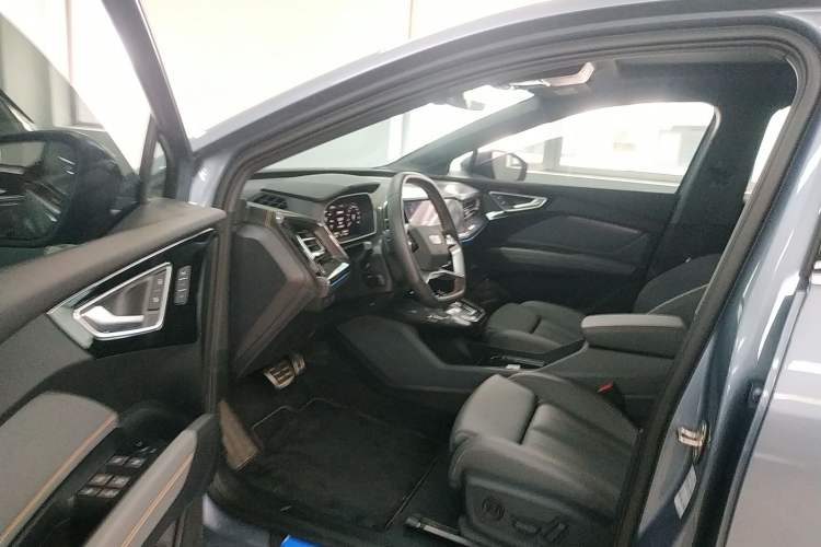 Used Audi Q4 e-tron 2024 40 e-tron Boundary Edition
