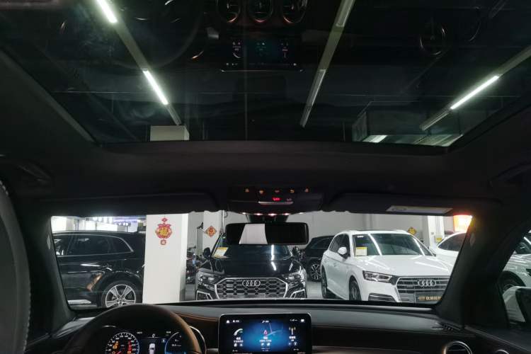 Used Mercedes-Benz GLC 2022 Facelift GLC 260 L 4MATIC Luxury Edition