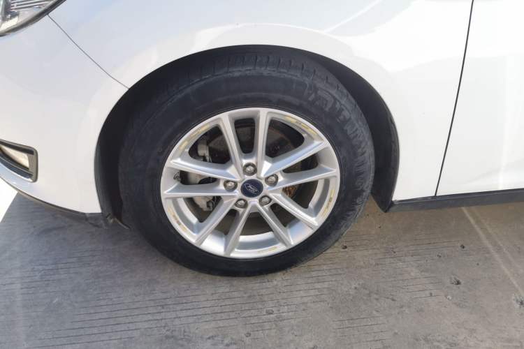 Used Ford Focus 2017 Sedan EcoBoost 180 Automatic Elite Model
