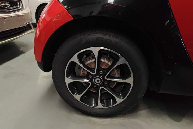 Used  forfour 2016 1.0L 52 kW Passion Edition
