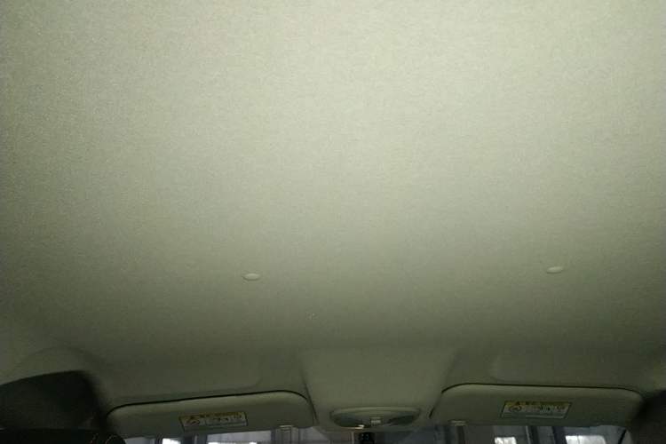 Used Cowin C3R 2015 1.5L Manual Gold Diamond Edition