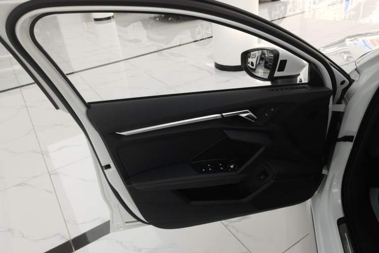 Used Audi A3 2023 Restyled A3L Limousine 35 TFSI Luxury Sport Edition
