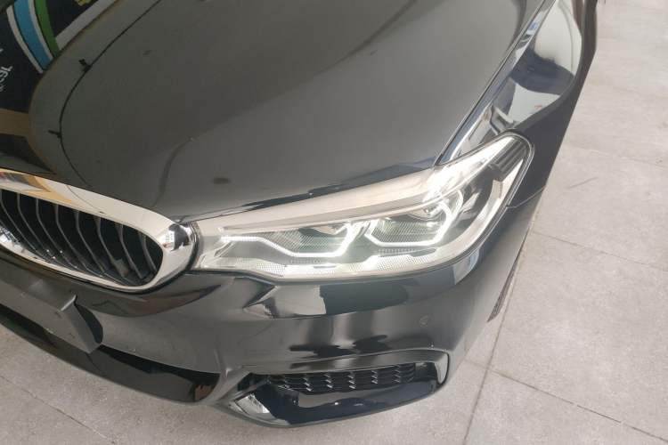 Used BMW 5 Series 2018 Restyled 530Li Leading Edition M Sport Package