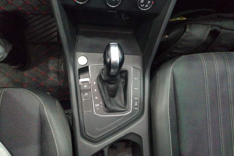 Used Volkswagen Tiguan L 2022 330TSI Automatic Two-Wheel Drive Comfort Edition
