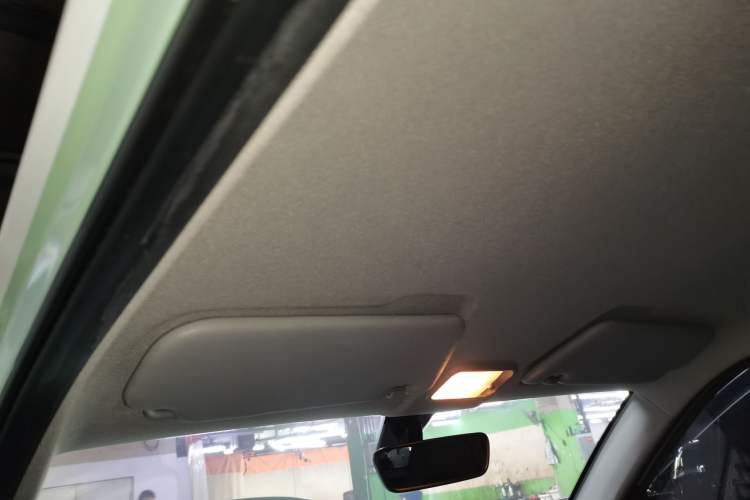 Used Wuling Hongguang MINIEV 2022 Macaron Premium Model – Lithium Iron Phosphate
